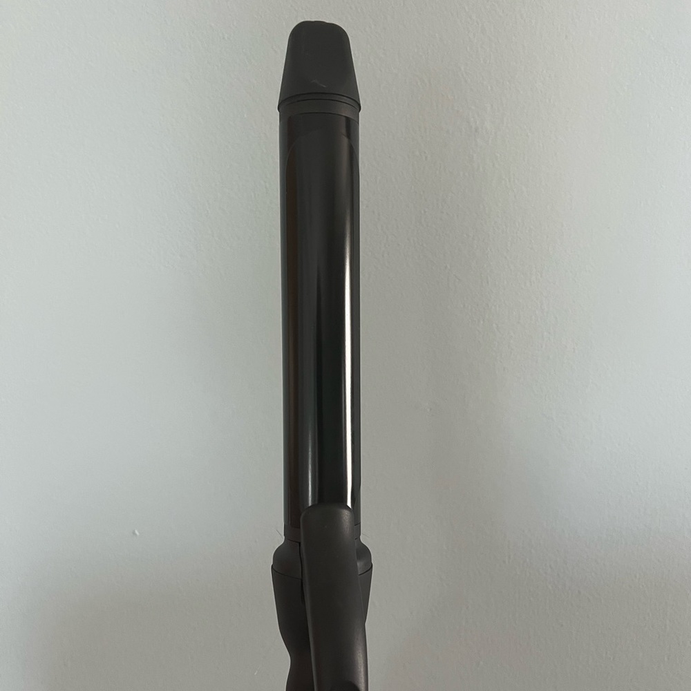 Bio Ionic 1.25" Pro Curling Iron Long Barrel Styler Nanoionic Ceramic Extra Long